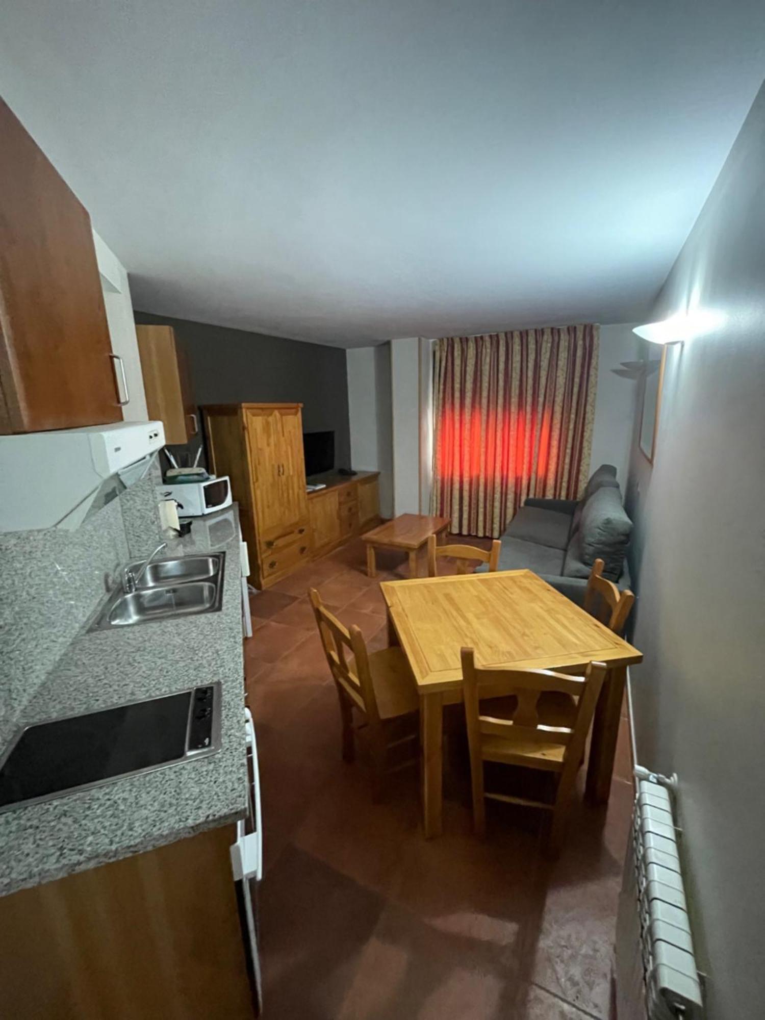 Apartaments Sant Moritz Arinsal Dış mekan fotoğraf